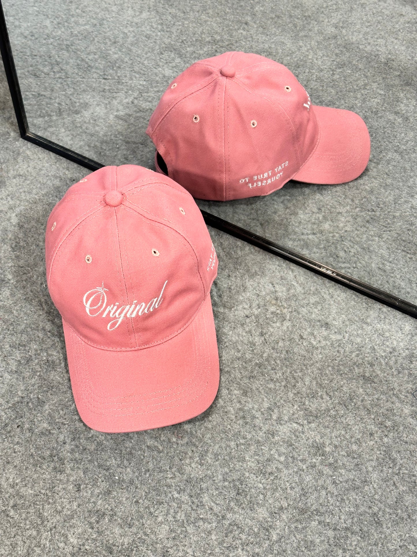 Pack of Óriginal Caps