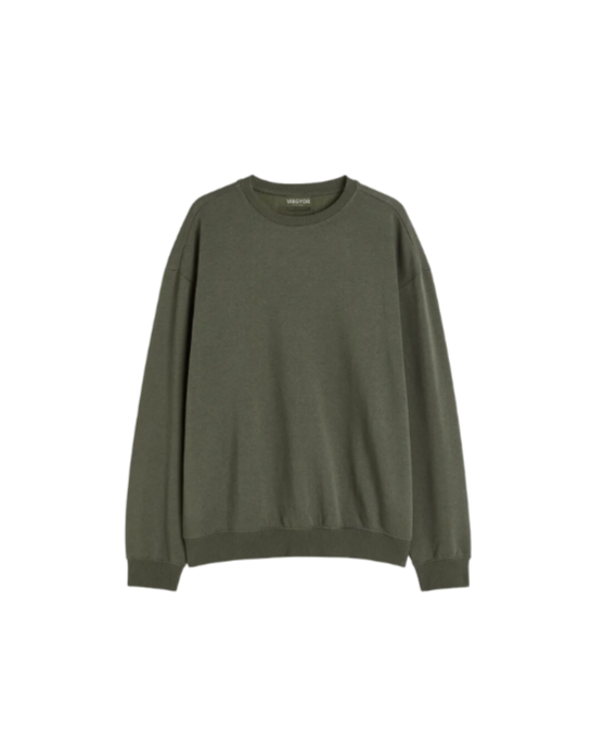 oversized olive green sweatshirt