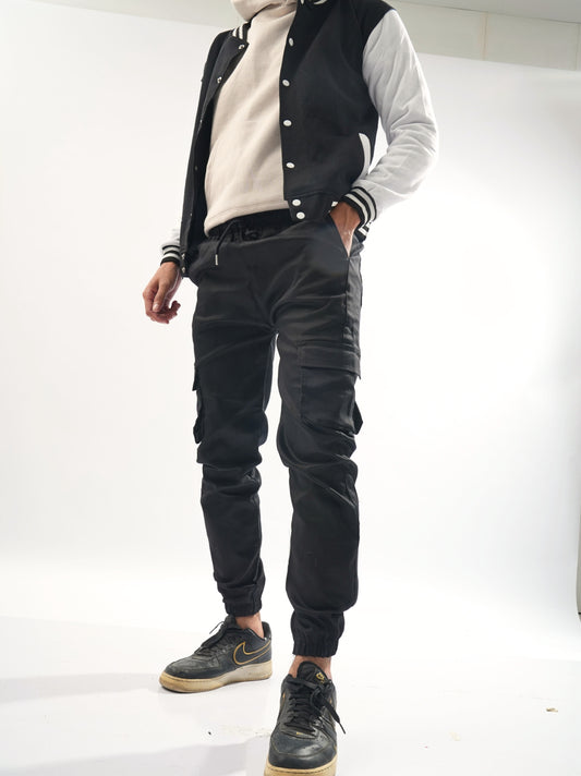 Men’s Regular Fit Cargo Trousers in Black – Pakistan