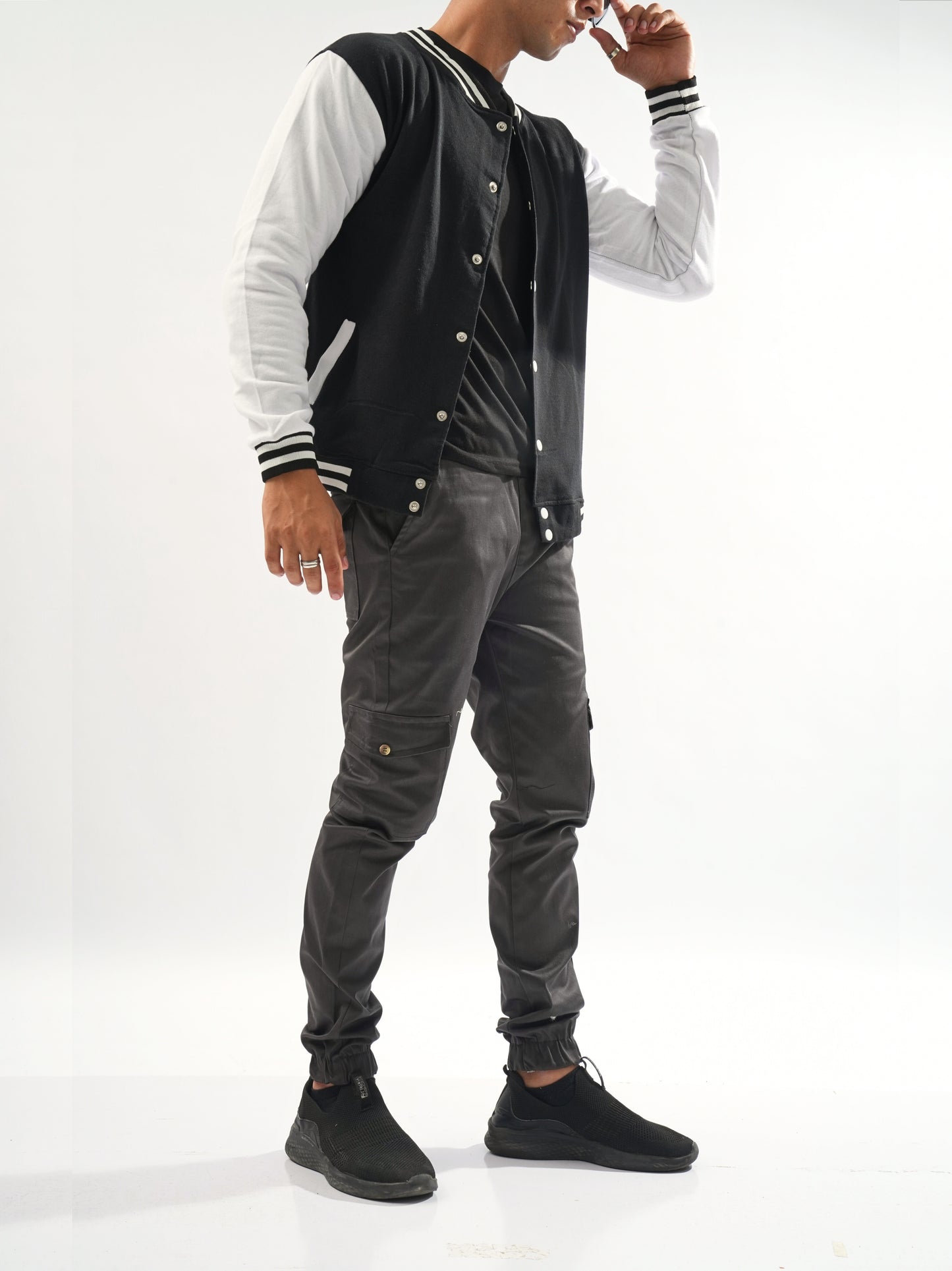Men’s Regular Fit Cargo Trousers in Grey – Pakistan