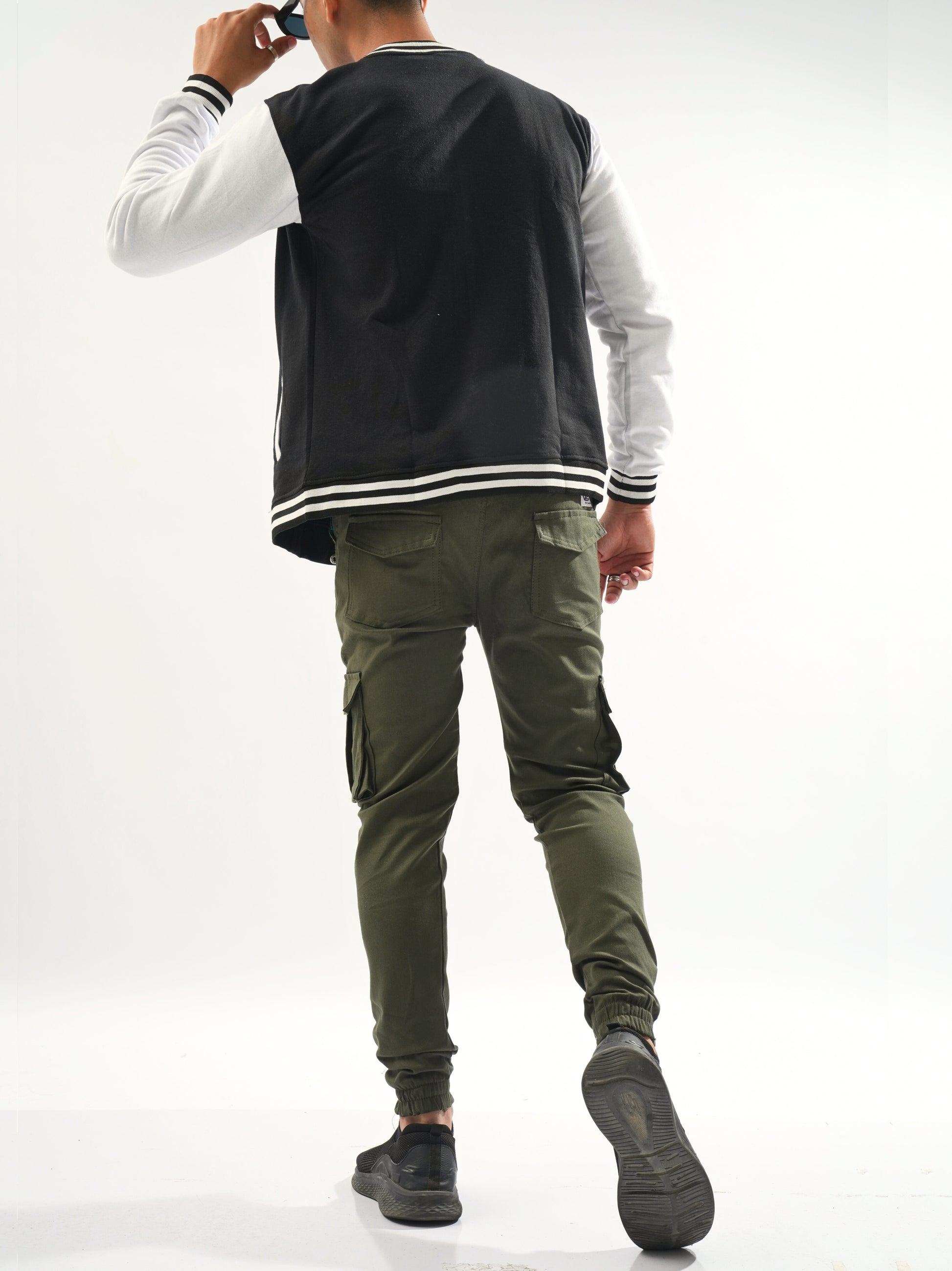 Men’s Regular Fit Cargo Trousers in Olive – Pakistan