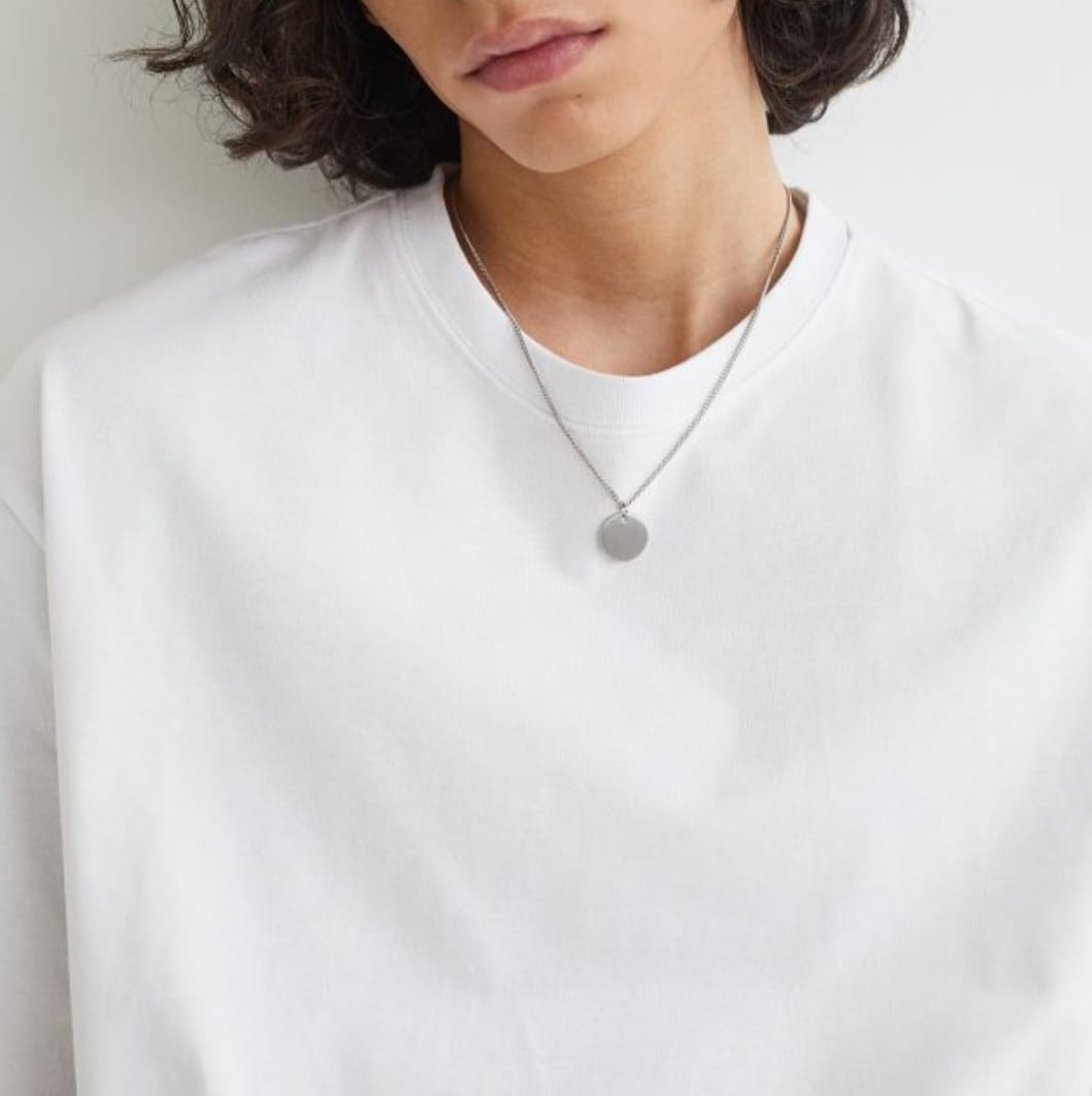 oversized white t shirt women