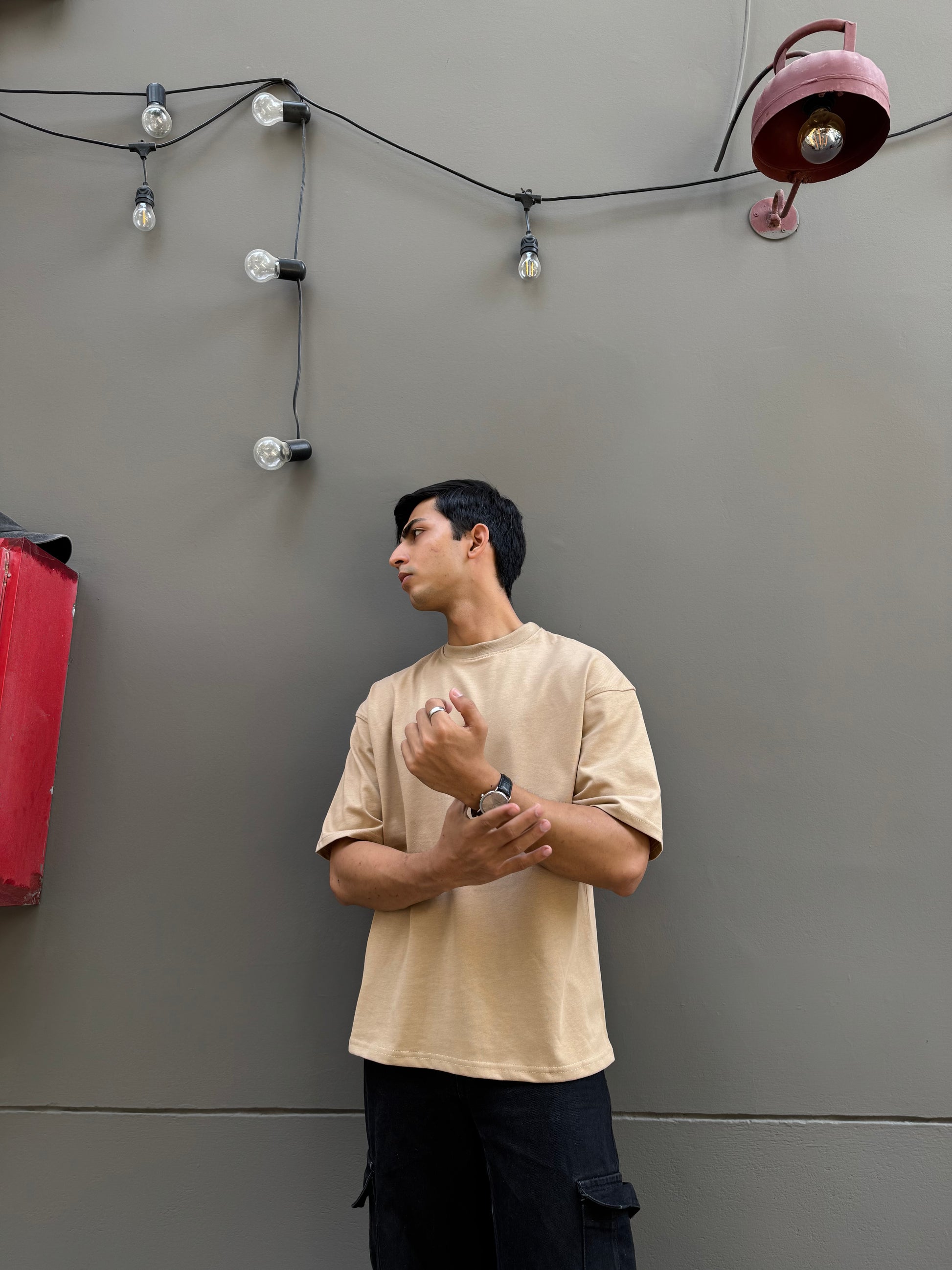 Oversized boxy tee in Khaki - Pakistan