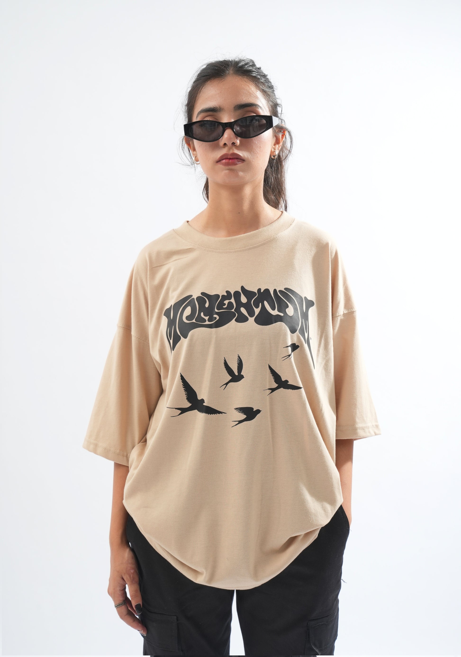 beige oversized t shirt