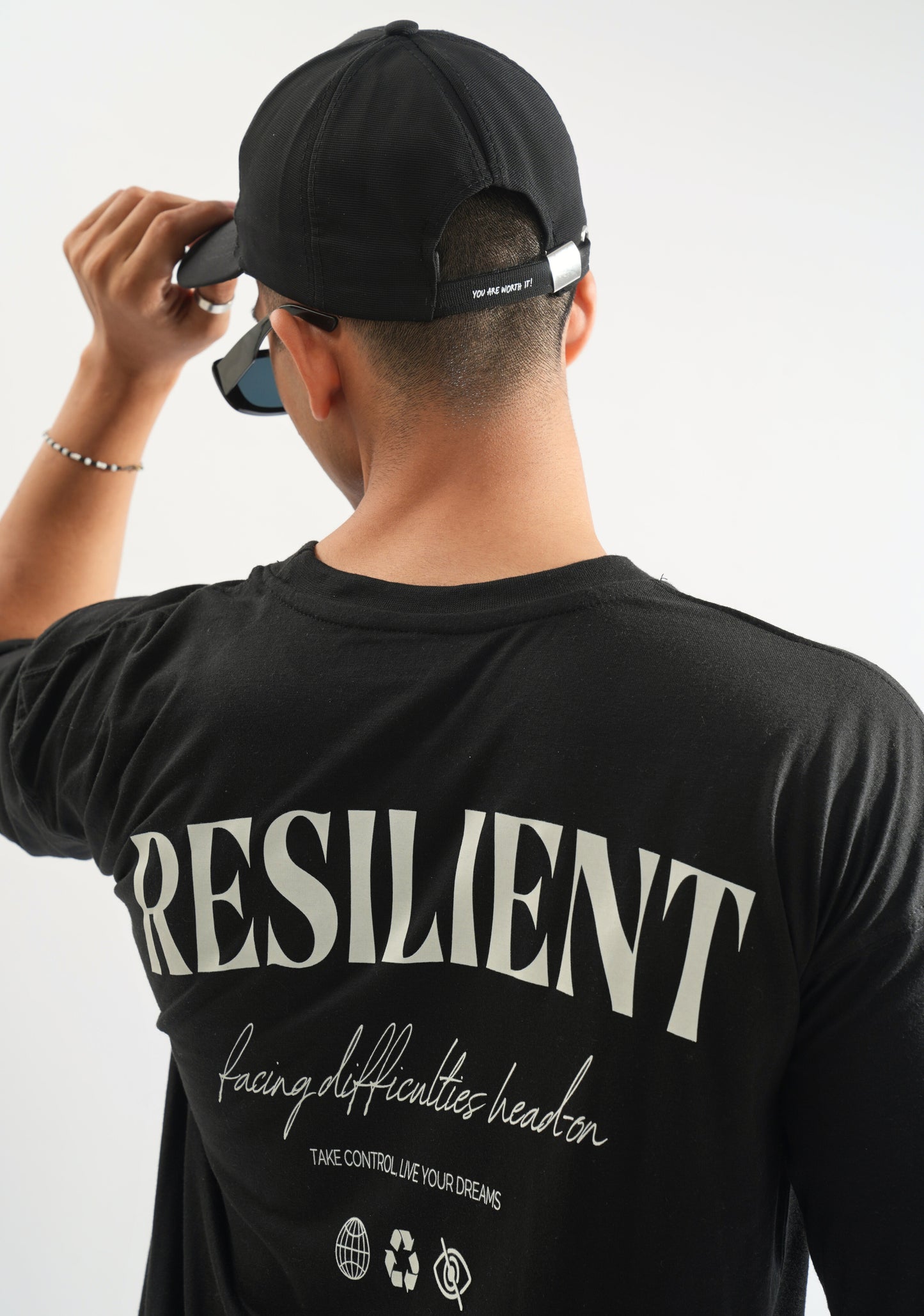 resilient oversized tshirt pakistan