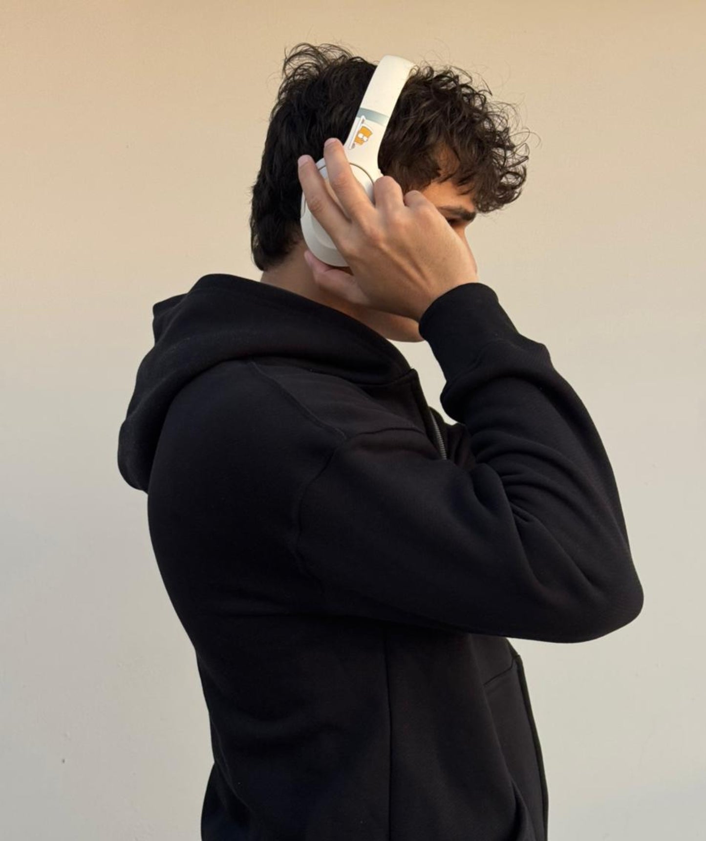 zipper black hoodie in oversized made in Pakistan